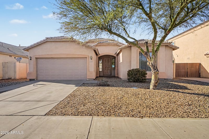 10910 Davis Ln, Avondale, AZ 85323