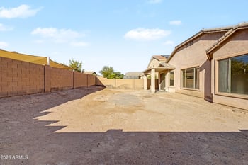 10910 Davis Ln, Avondale, AZ 85323