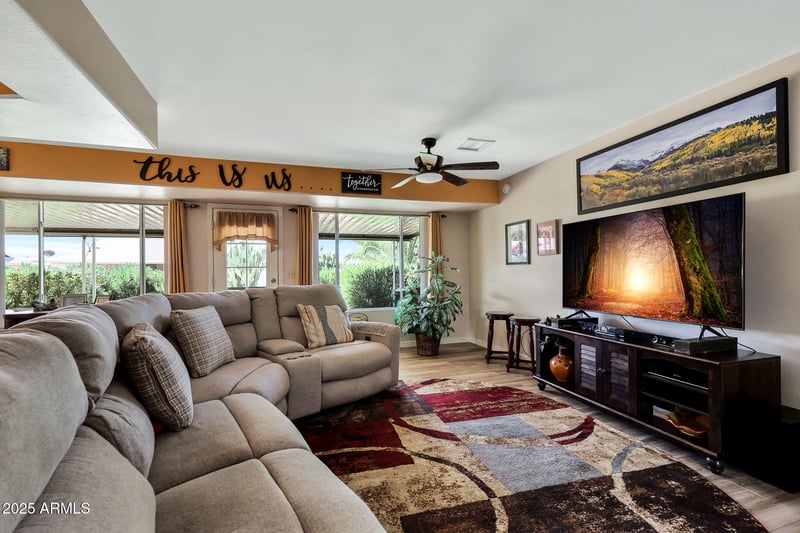 10912 El Capitan Cir, Sun City, AZ 85351