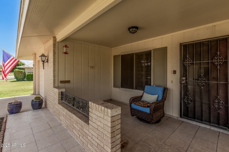 10913 Caron Dr, Sun City, AZ 85351