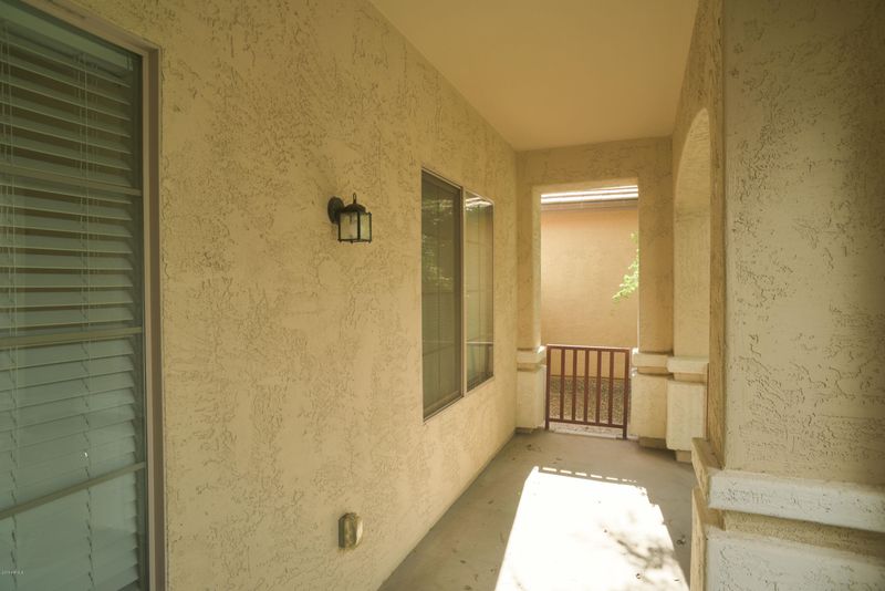 10913 E Bella Viaduct, Mesa, AZ 85212