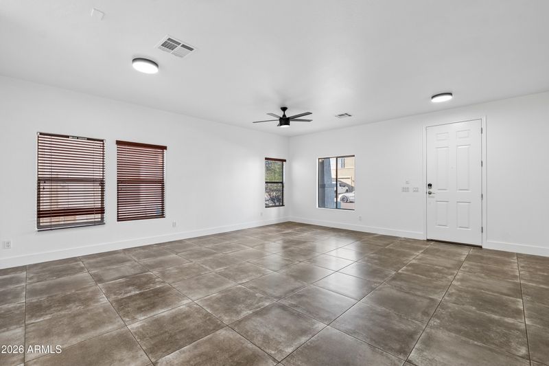 10913 W Pierson St, Phoenix, AZ 85037