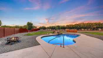10914 Campana Dr, Sun City, AZ 85351
