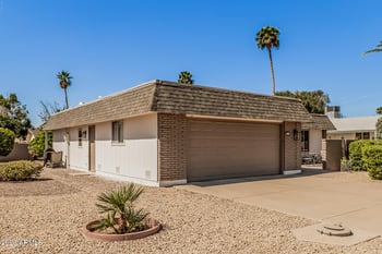 10914 Saratoga Cir, Sun City, AZ 85351