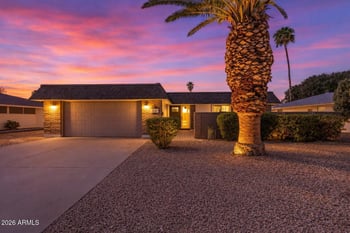 10914 Saratoga Cir, Sun City, AZ 85351