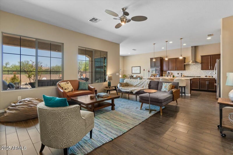10914 Tarragon Ave, Mesa, AZ 85212