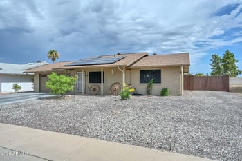 10914 W Manzanita Dr, Sun City, AZ 85373