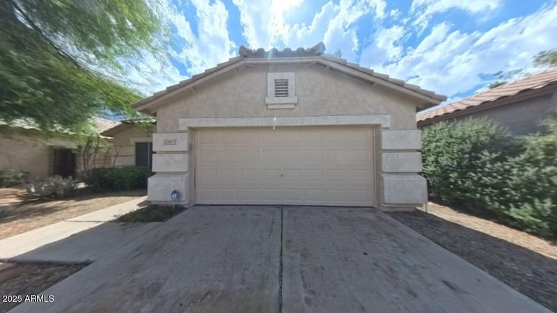 10917 Almeria Rd, Avondale, AZ 85392