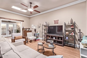 10917 Coggins Dr, Sun City, AZ 85351