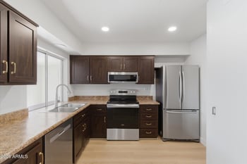 10917 Thunderbird Blvd, Sun City, AZ 85351