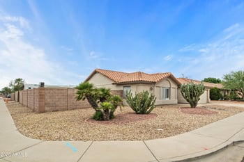 10919 Lawrence Ln, Peoria, AZ 85345