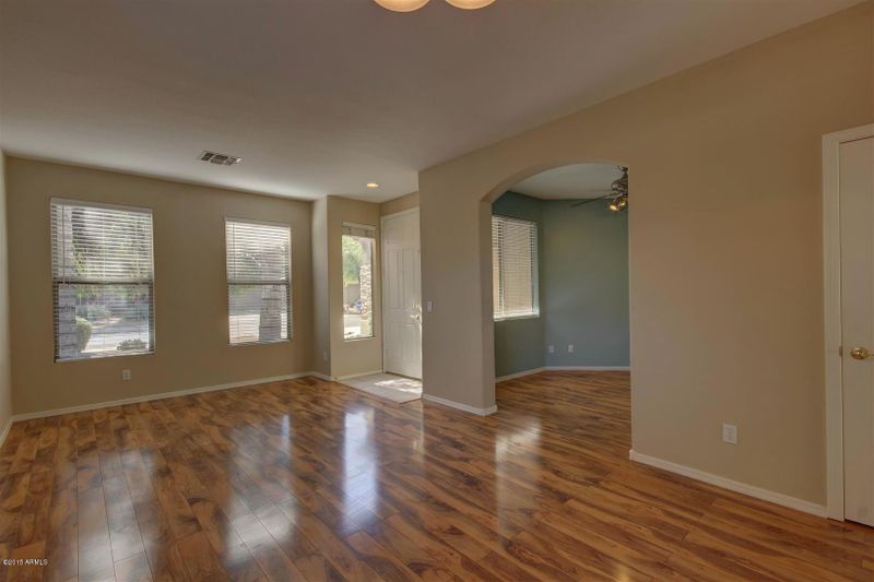 1092 E Sherri Dr, Gilbert, AZ 85296