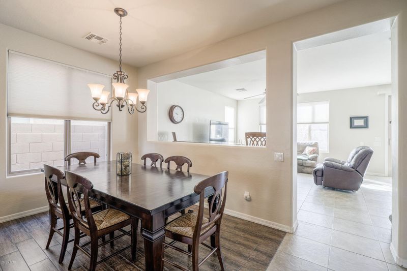 10921 E Storia Ave, Mesa, AZ 85212