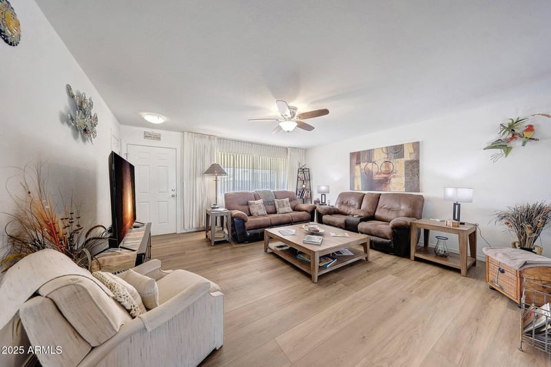 10921 El Capitan Cir, Sun City, AZ 85351