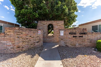 10921 Coggins Dr, Sun City, AZ 85351