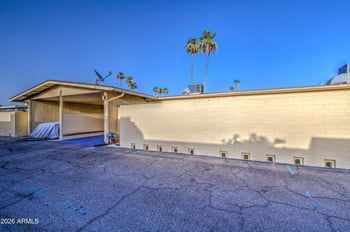 10921 Santa Fe Dr, Sun City, AZ 85351