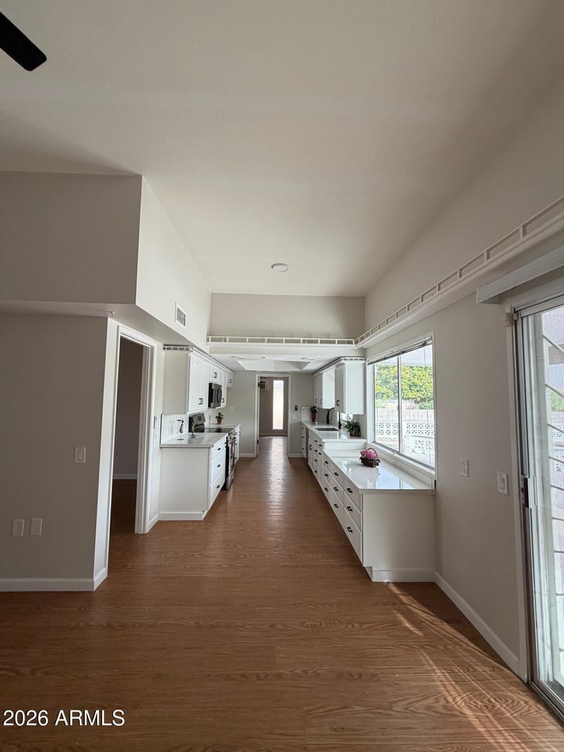 10922 W Welk Dr, Sun City, AZ 85373