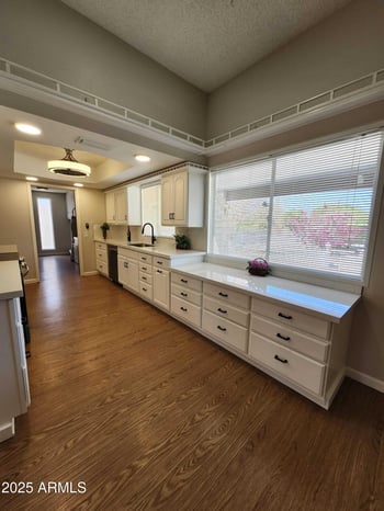 10922 Welk Dr, Sun, AZ 85373