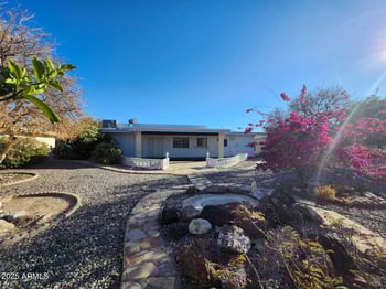 10922 Welk Dr, Sun City, AZ 85373