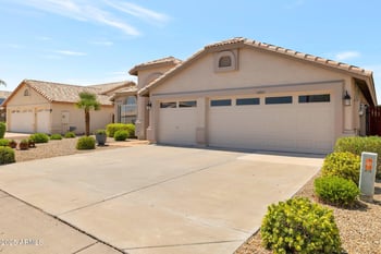 10923 Escuda Dr, Peoria, AZ 85373