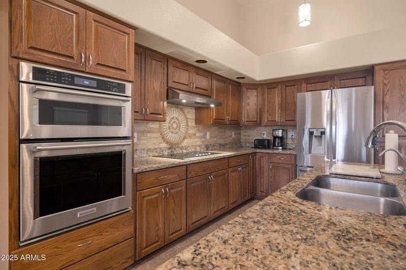 10923 Escuda Dr, Peoria, AZ 85373