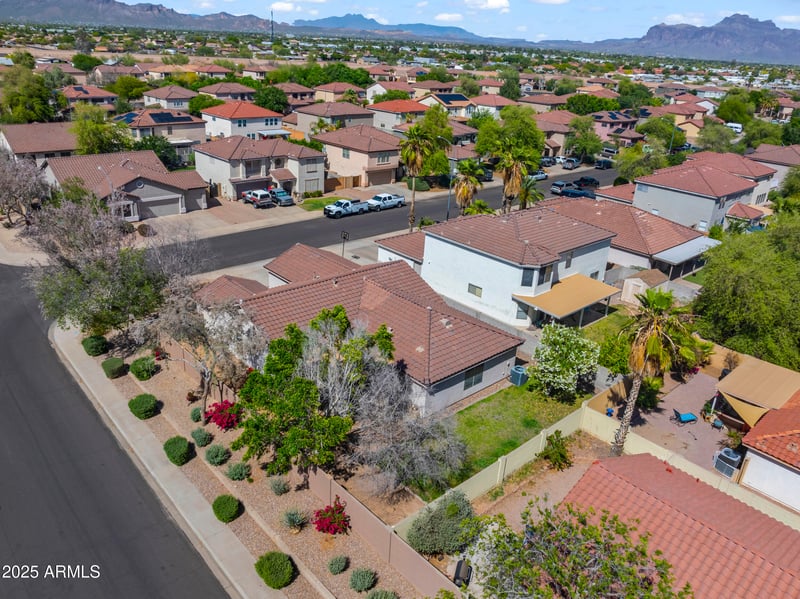 10923 Flower Ave, Mesa, AZ 85208