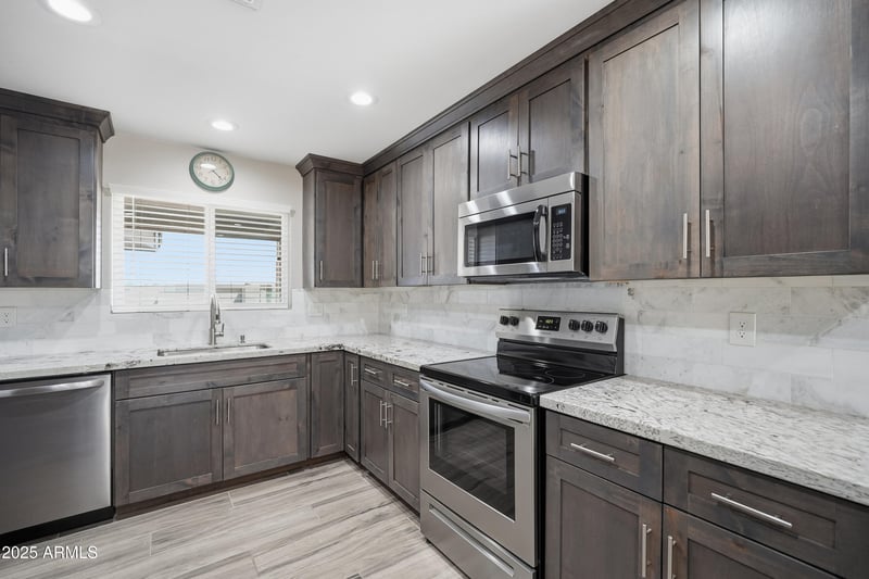 10923 W Meade Dr, Sun City, AZ 85351