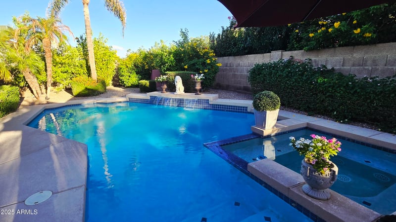 10925 Clinton St, Scottsdale, AZ 85259
