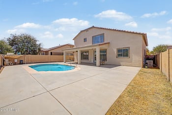 10925 Davis Ln, Avondale, AZ 85323