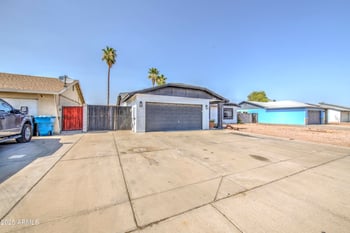 10926 Roma Ave, Phoenix, AZ 85037