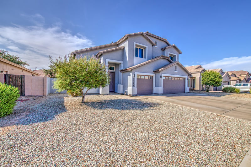 10926 Locust Ln, Avondale, AZ 85323