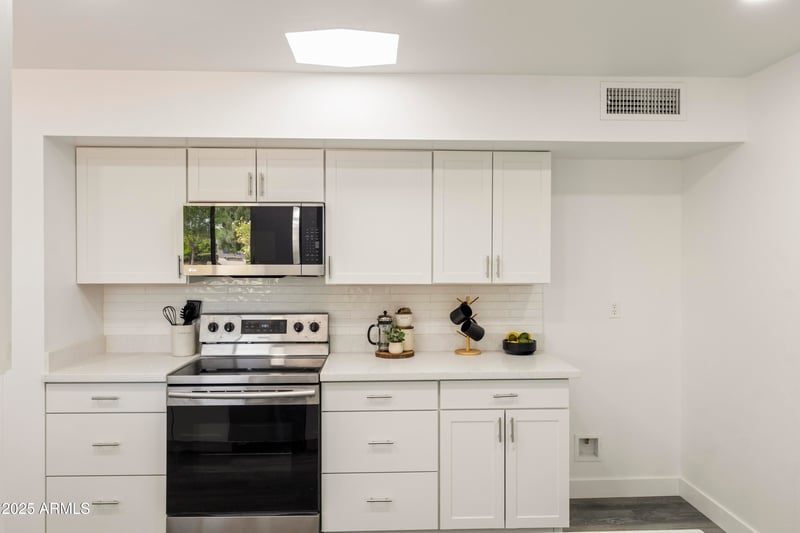 10927 Peoria Ave, Sun City, AZ 85351