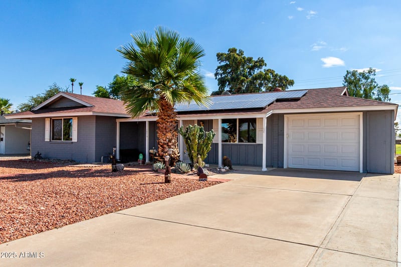 10929 Oakmont Dr, Sun City, AZ 85351