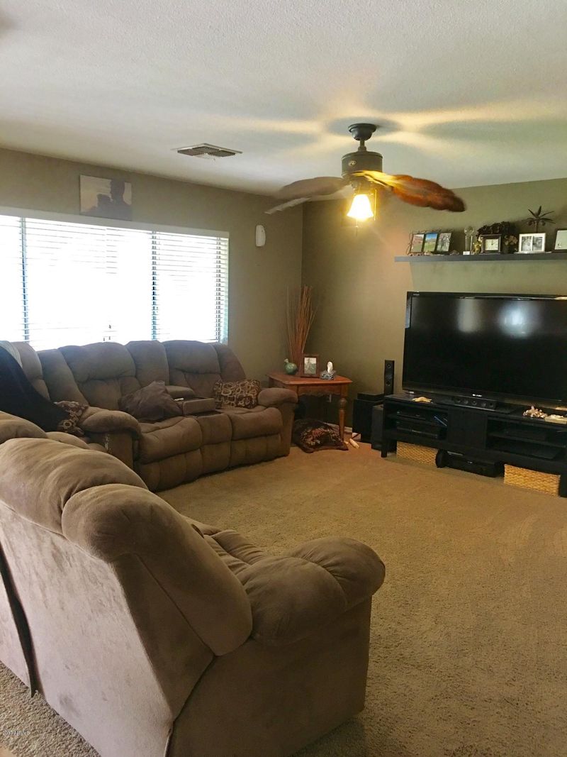 1093 E Sheffield Ave, Chandler, AZ 85225