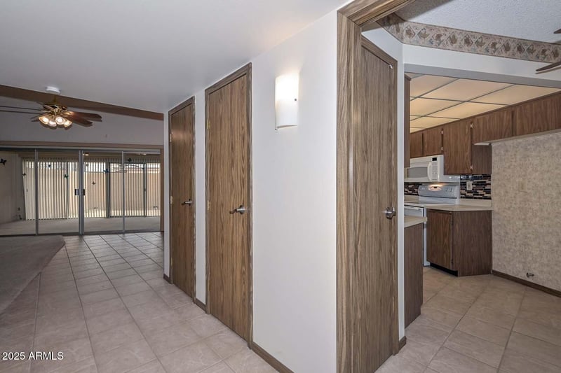 10930 Topaz Dr, Sun City, AZ 85351