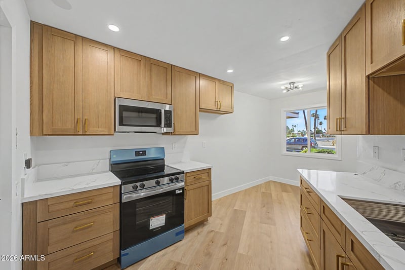 10930 W Topaz Dr, Sun City, AZ 85351