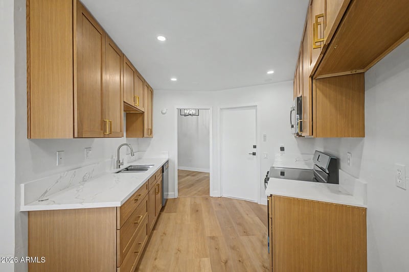 10930 W Topaz Dr, Sun City, AZ 85351