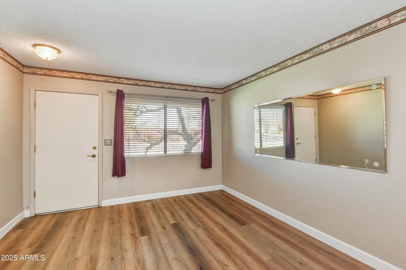 10931 Thunderbird Blvd, Sun City, AZ 85351
