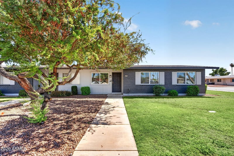 10931 W Thunderbird Blvd, Sun City, AZ 85351