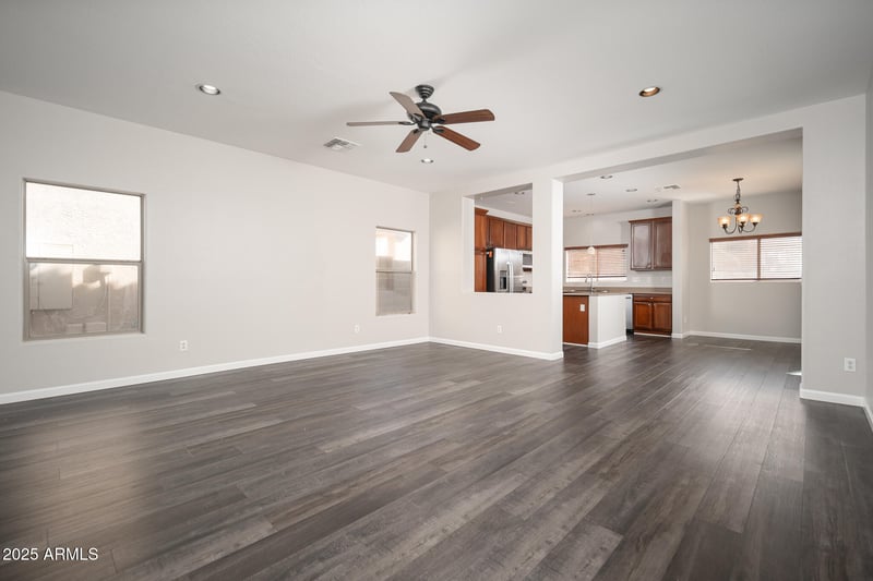 10933 College Dr, Phoenix, AZ 85037