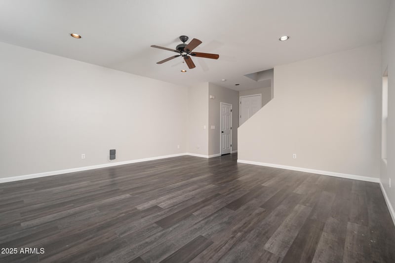 10933 College Dr, Phoenix, AZ 85037