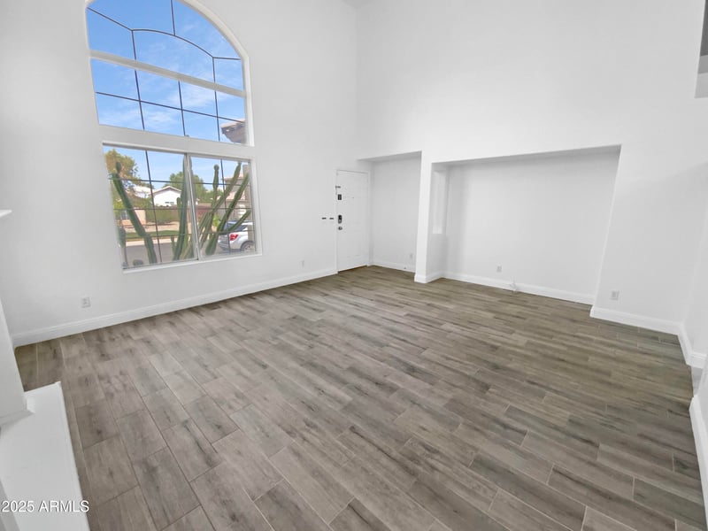 10933 Vista Ave, Glendale, AZ 85307