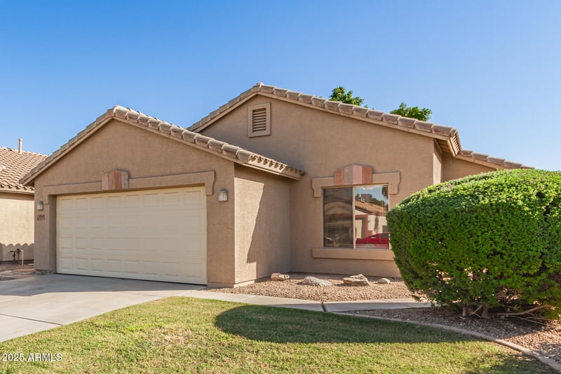 10933 Wier Ave, Mesa, AZ 85208