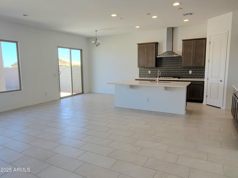 10935 164th Ct, Surprise, AZ 85388