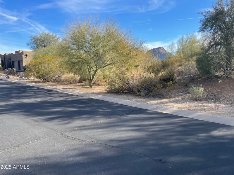 10935 Mark Ln #75, Scottsdale, AZ 85262