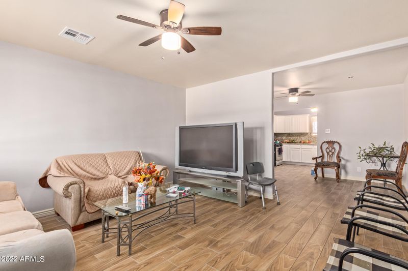 10935 W Apache St, Avondale, AZ 85323