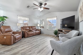 10936 Apache Trl #121, Apache Junction, AZ 85120