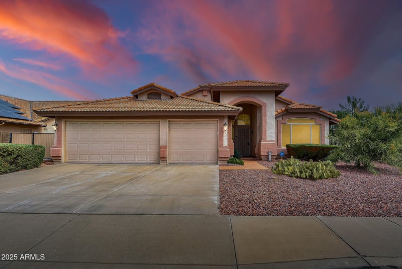 10936 Ventana Dr, Peoria, AZ 85373