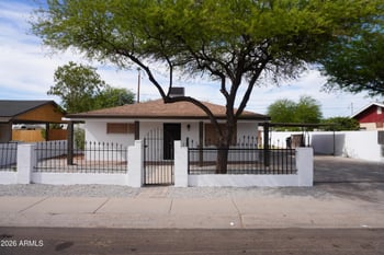 10936 2nd St, Avondale, AZ 85323