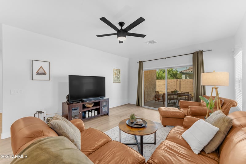 10938 Sombra Cir, Mesa, AZ 85212